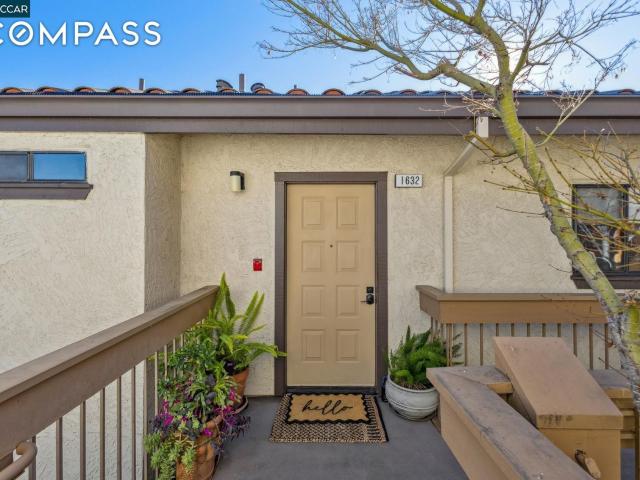 Condo for sale in Walnut Creek, California