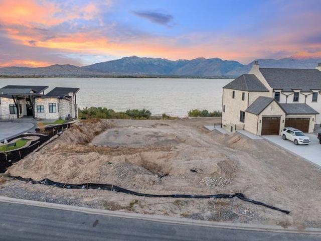 Land for sale in Saratoga Springs, Utah