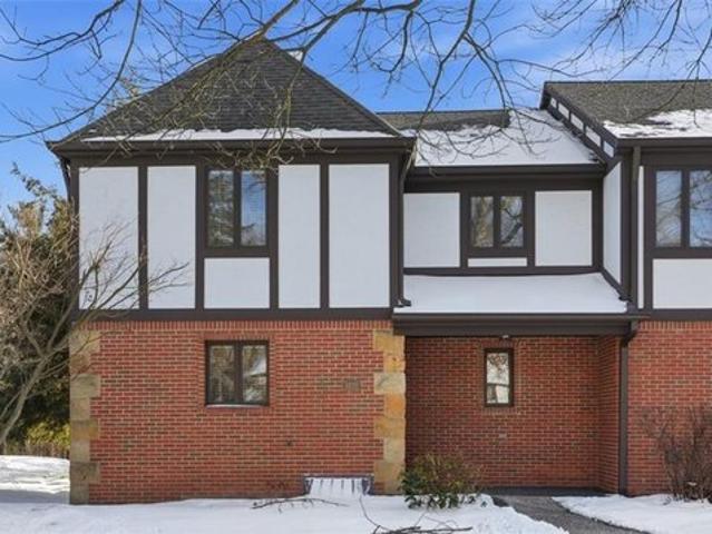 Townhouse for sale in Sewickley, Pennsylvania