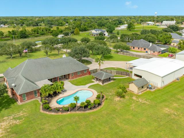 House for sale in Danbury, Brazoria County