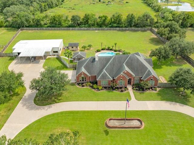 House for sale in Danbury, Brazoria County