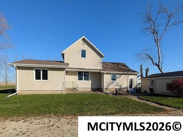 Farm for sale in Bristow, Iowa