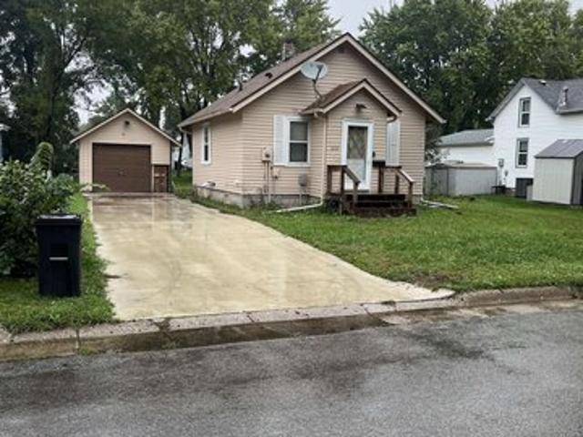 House for sale in Emmet, Iowa