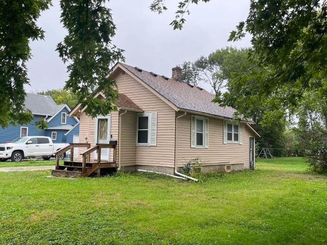 House for sale in Emmet, Iowa
