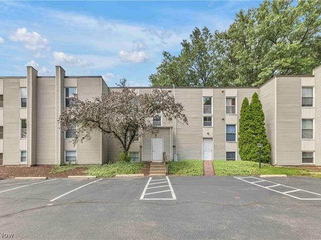 Condo for sale in Westlake, Cuyahoga County