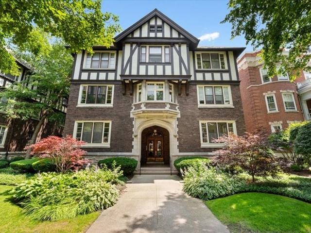 Condo for sale in Evanston, Illinois