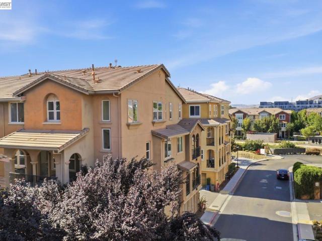 Townhouse for sale in Milpitas, California