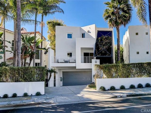 Townhouse for sale in Hermosa Beach, California