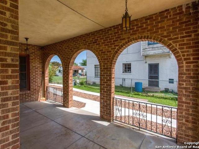 House for sale in Leesville, Texas