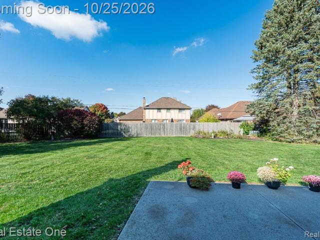 House for sale in Terra Bella, Clinton Township