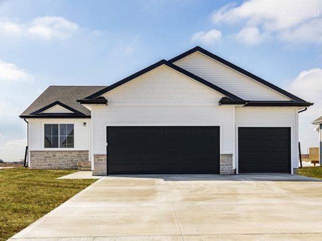 House for sale in Altoona, Iowa