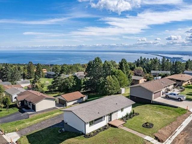 House for sale in Central Duluth, Duluth