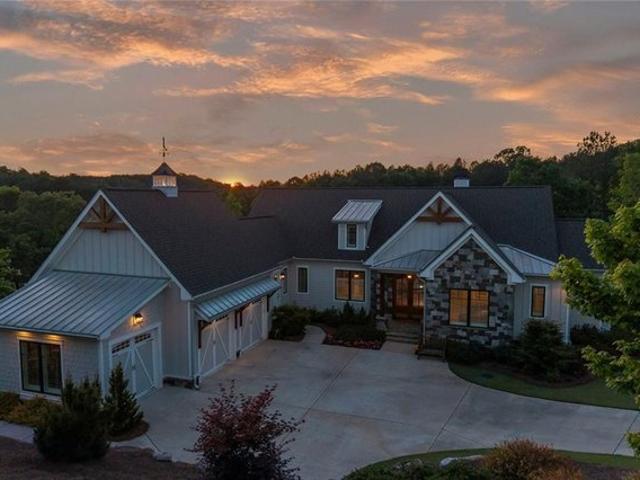 House for sale in Toccoa, Georgia