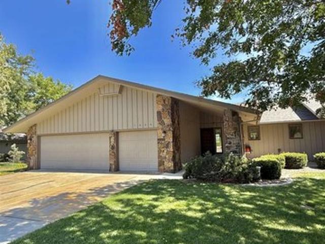 Condo for sale in Kansas