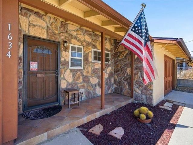 House for sale in Vista, California