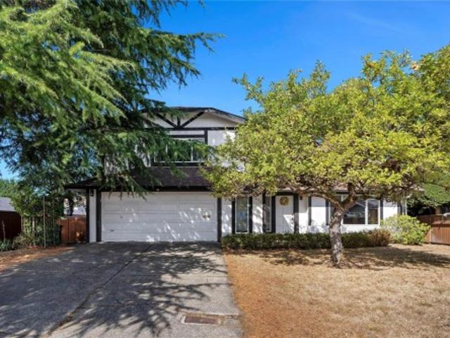 House for sale in Gordon Head, Saanich