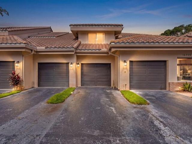 Condo for sale in Weston, Florida