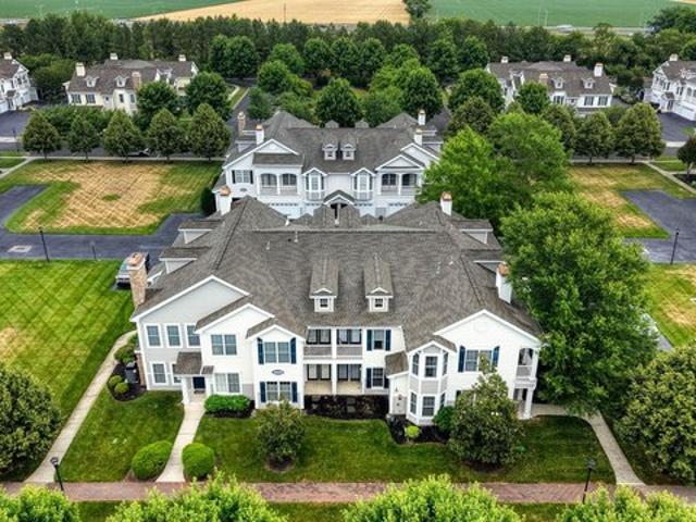 Condo for sale in Delaware