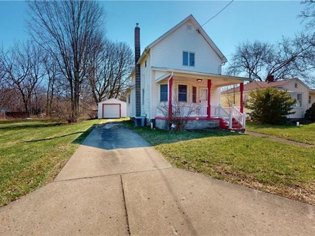 House for sale in Niagara, New York