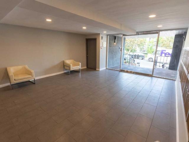 Apartment for rent in Canoga Park, California