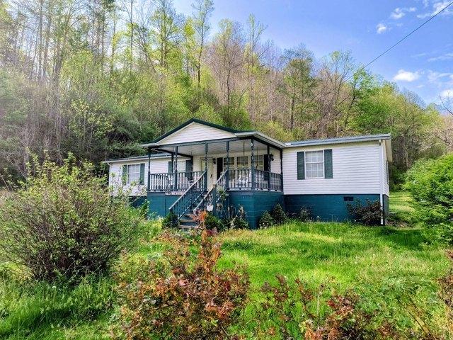 House for sale in Mingo, West Virginia