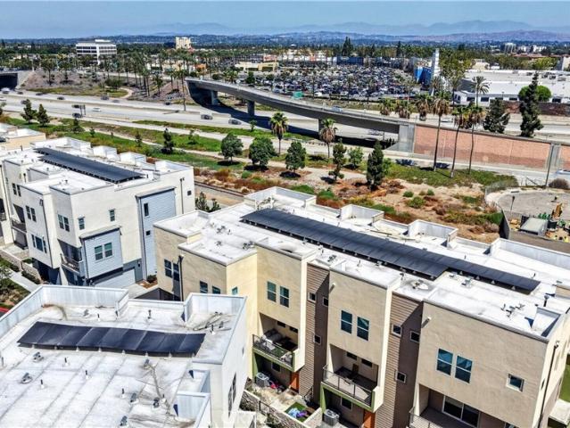 Townhouse for sale in Anaheim, California