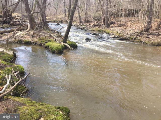 Land for sale in Woodford Land for sale in Woodford