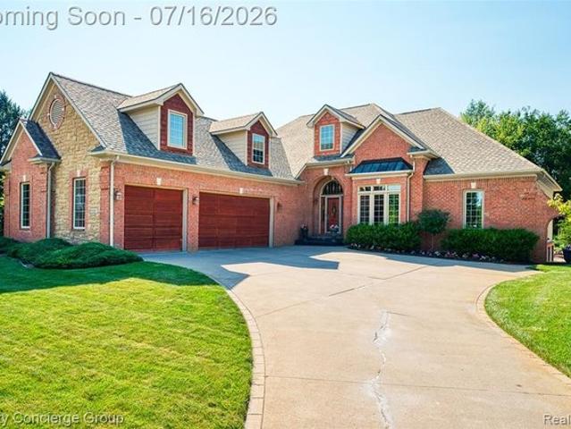 House for sale in Fenton, Michigan