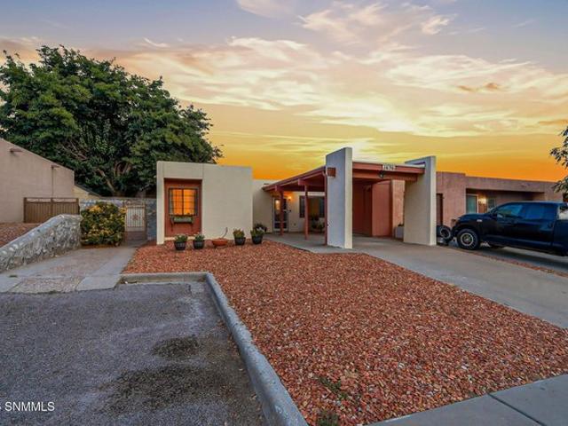 Townhouse for sale in Dona Ana, New Mexico