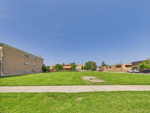 Land for sale in Melrose Park, Illinois