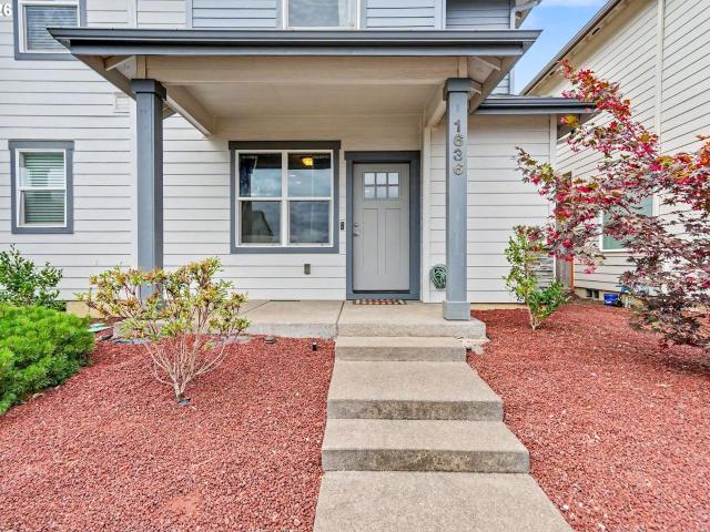 House for sale in Oregonia