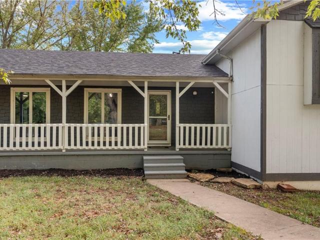 House for sale in Nevada, Vernon County