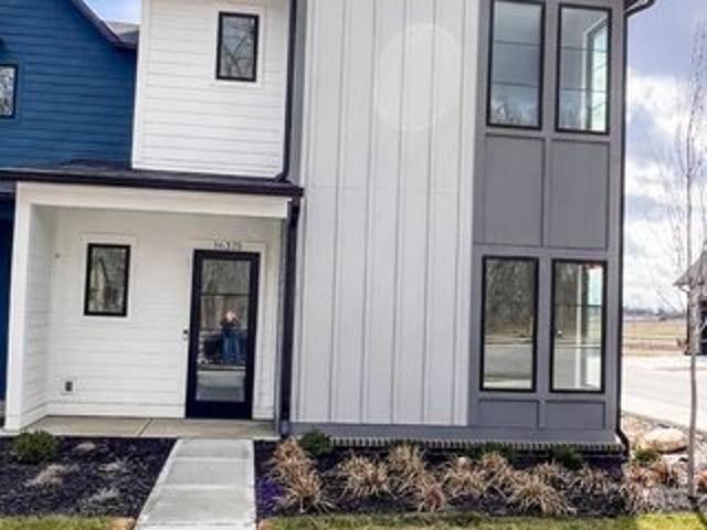 Townhouse for sale in Westfield, Hamilton County