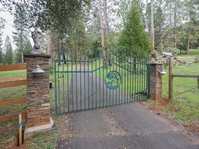 House for sale in Mokelumne Hill, California