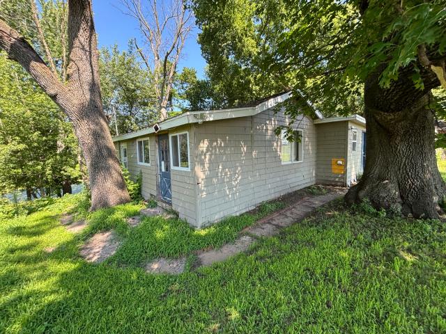 House for sale in Whiteside, Illinois