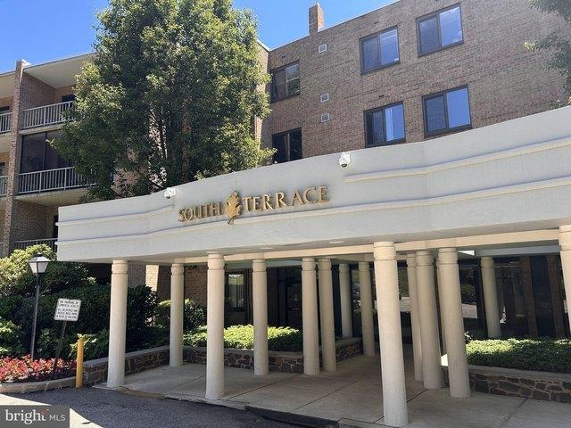 Condo for sale in Ardmore, Pennsylvania
