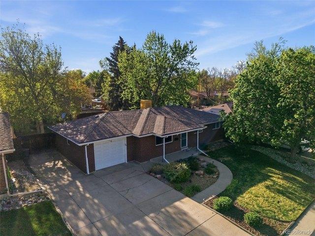 House for sale in Lakewood, Colorado