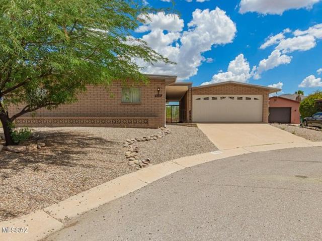 House for sale in Vail, Arizona