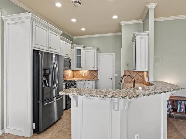 House for sale in Union City, Canadian County