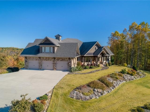 House for sale in Collettsville, North Carolina