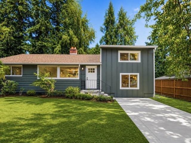 House for sale in Echo Lake, Shoreline