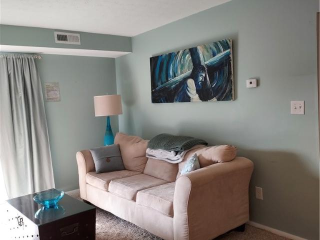Condo for sale in Middleburg, Ohio