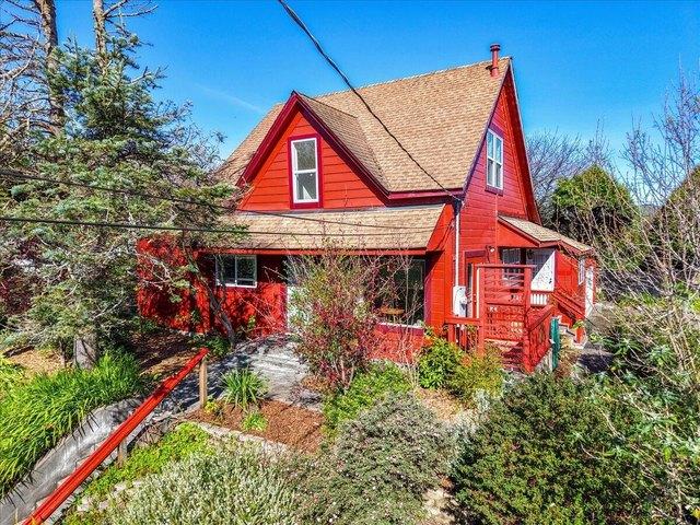 House for sale in Humboldt, California