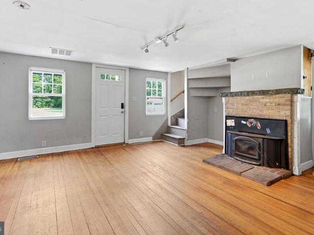 House for sale in Mauricetown, New Jersey