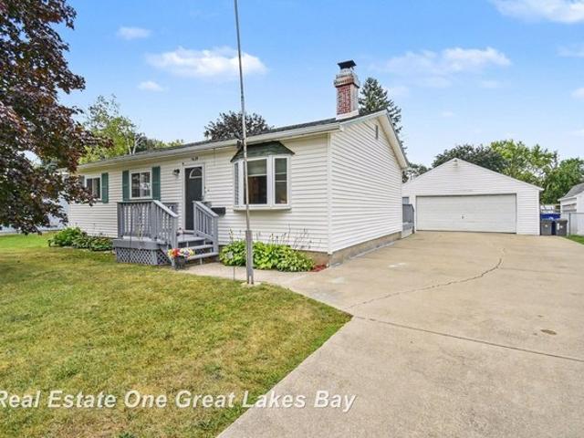 House for sale in Carrollton, Michigan