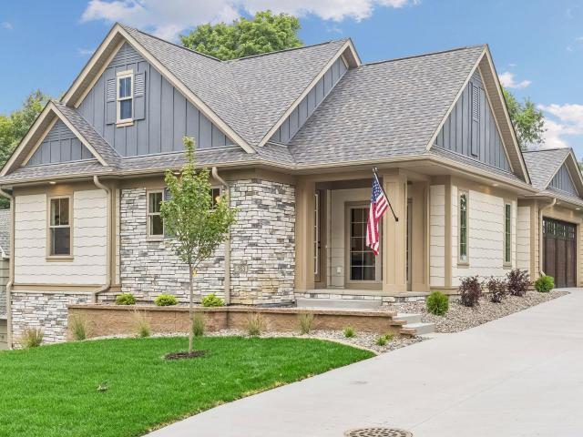 House for sale in Excelsior, Hennepin County