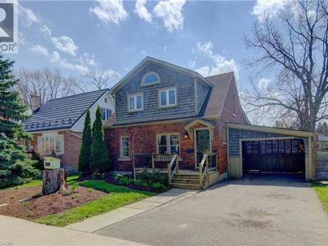 House for sale in Kitchener, Ontario