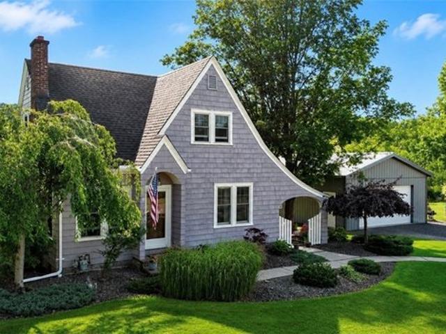 House for sale in Town of Holland, Erie County