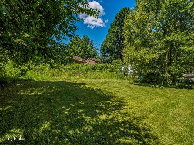 House for sale in Cecilia, Kentucky