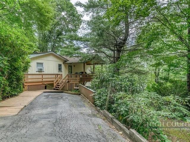 House for sale in Linville Land Harbor, Newland